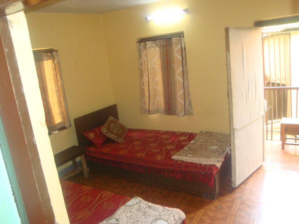 Hostel The Nepali Hive Katmandu Zewnętrze zdjęcie
