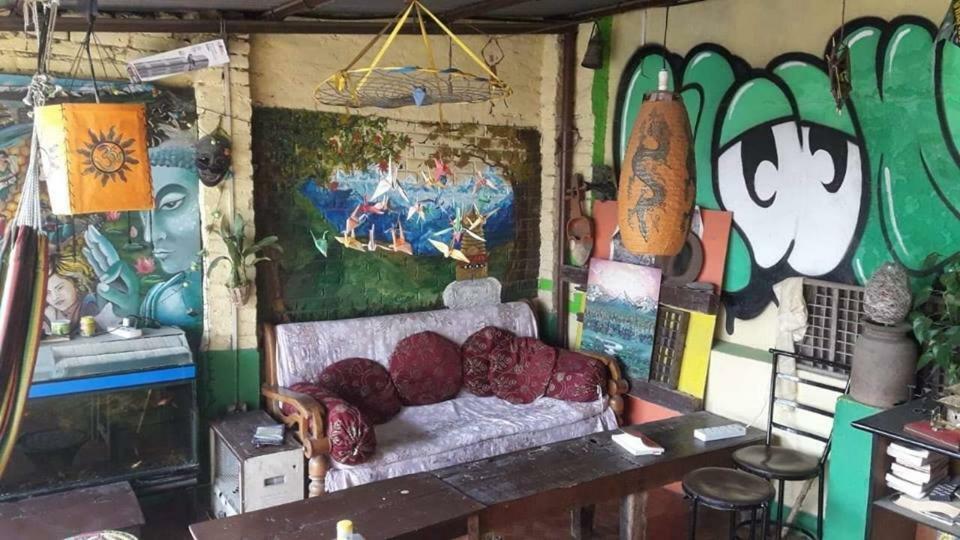 Hostel The Nepali Hive Katmandu Zewnętrze zdjęcie